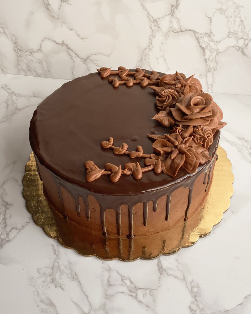 Chocolate Ganache Flower Cake