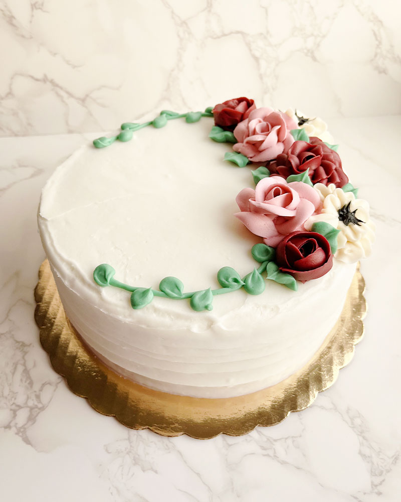 Elegant Flower Cake - Duke Bakery