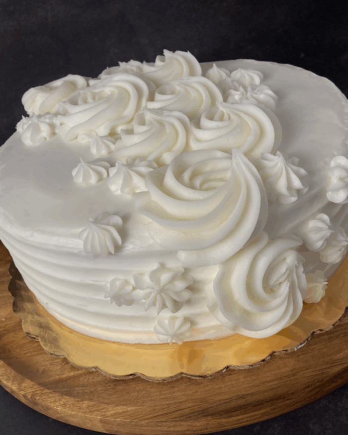 Monochromatic Flower Cake