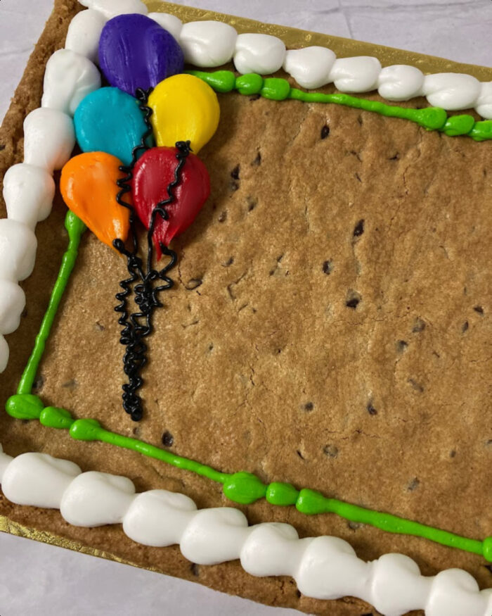 Balloon Cookie Cake